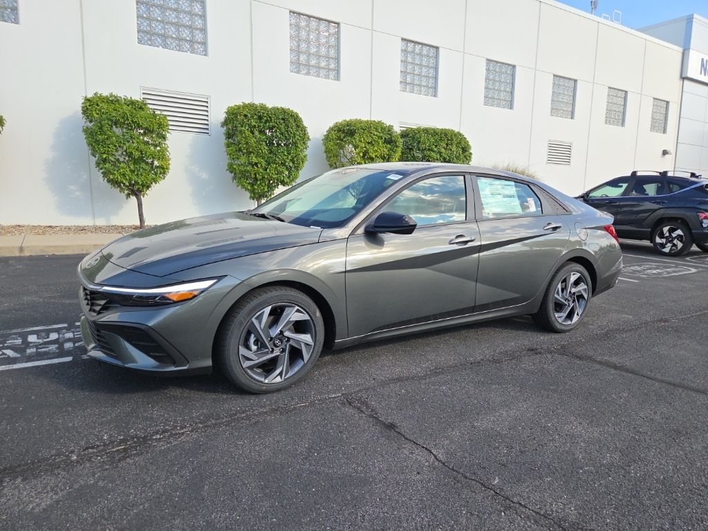 Thumbnail: 2025 Hyundai Elantra - 2