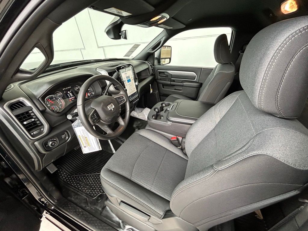 Used 2024 Diamond Black Crystal Pearlcoat Ram Tradesman image 24