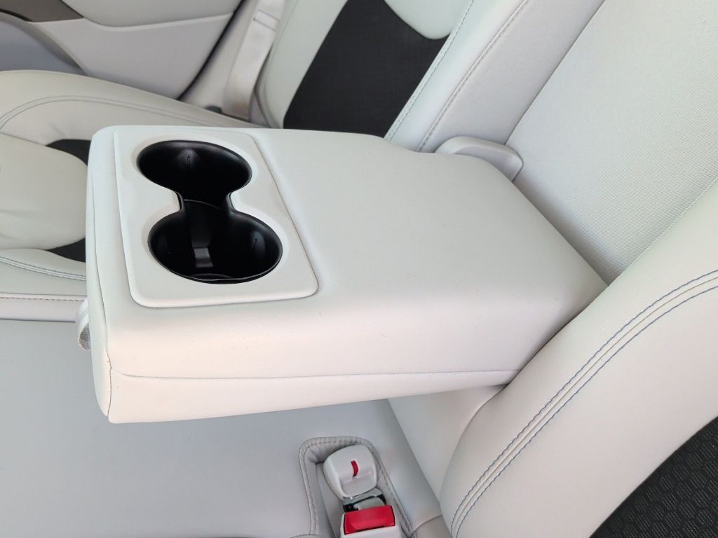 2020 Jeep Cherokee Latitude Plus White at Parkway Family Mazda