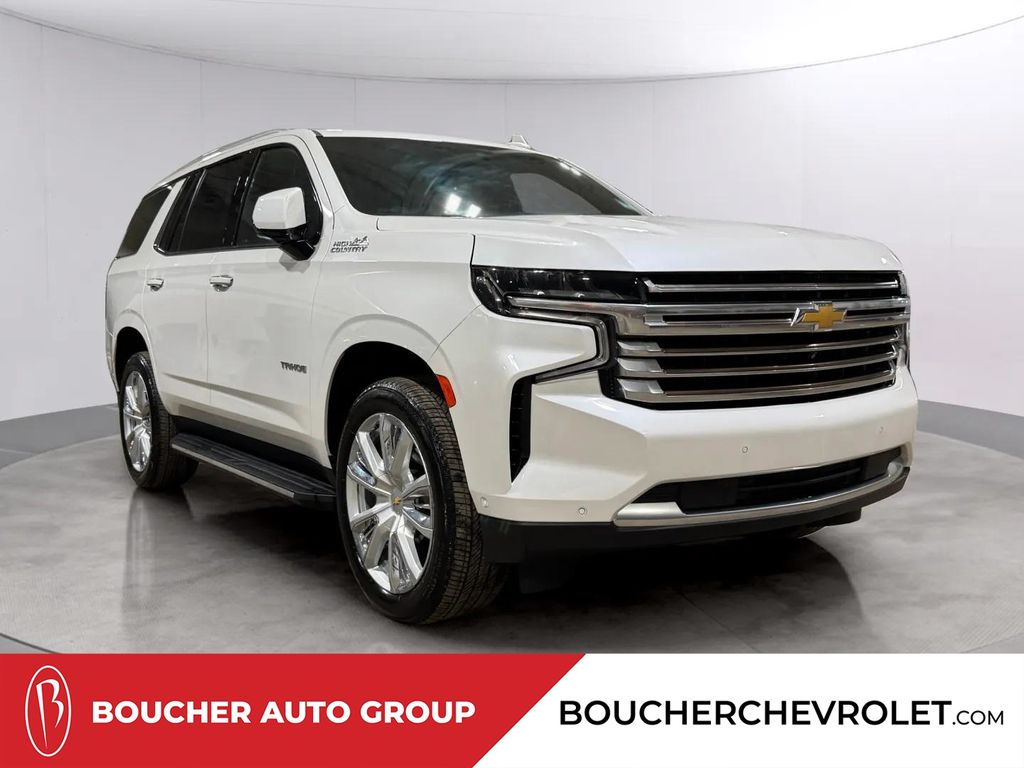 White (Iridescent Pearl Tricoat) 2024 Chevrolet Tahoe SUV / Crossover Four-Wheel Drive