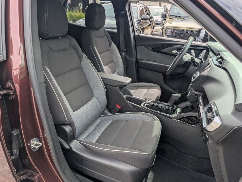 used 2022 Chevrolet TrailBlazer car, priced at $17,108