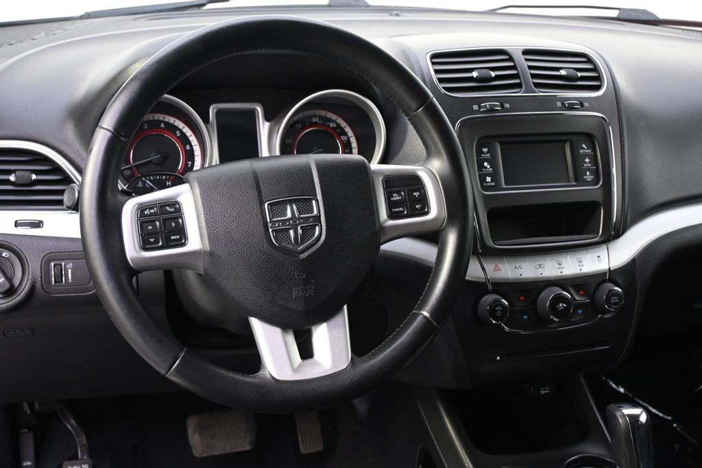 Used 2017 White Dodge SXT image 12