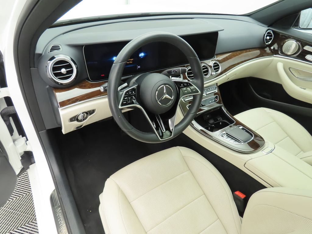 Thumbnail: 2023 Mercedes-Benz E-Class - 9