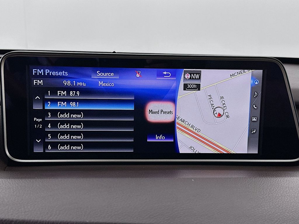 Thumbnail: 2018 Lexus RX - 15