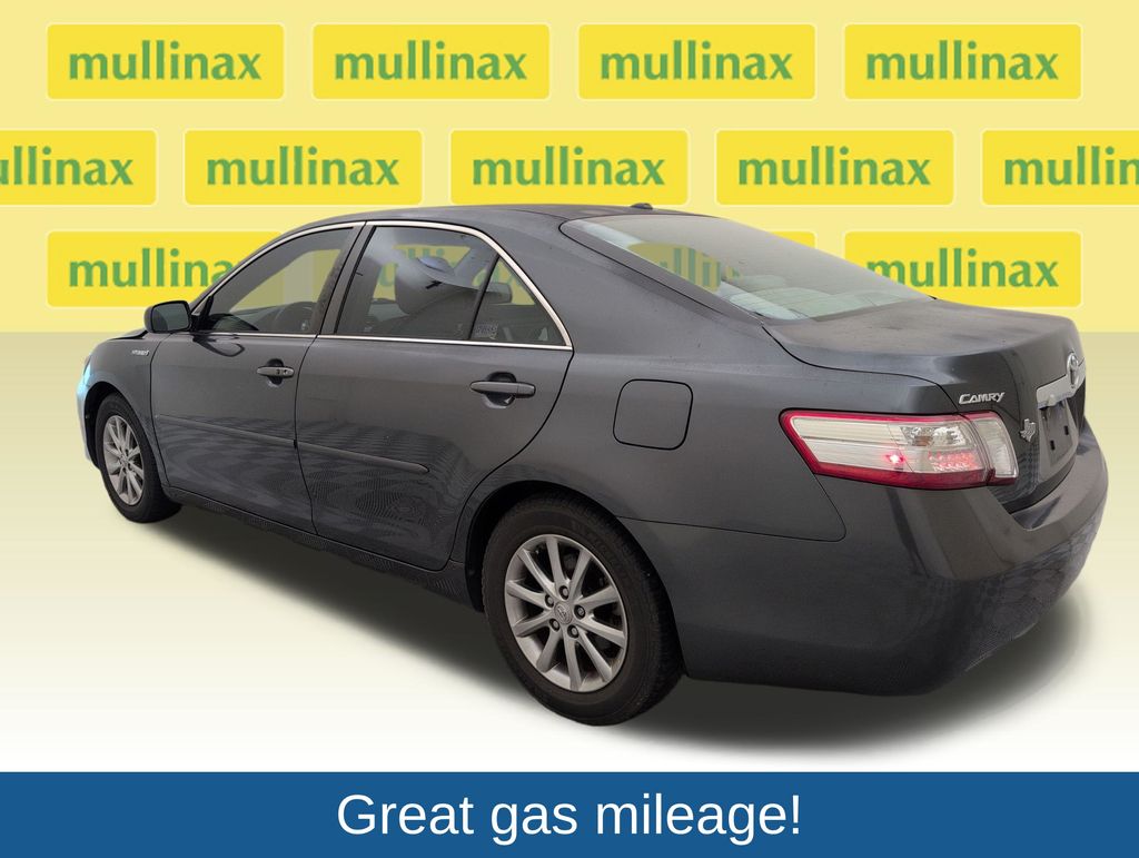 Used 2011 Gray Toyota Base image 9