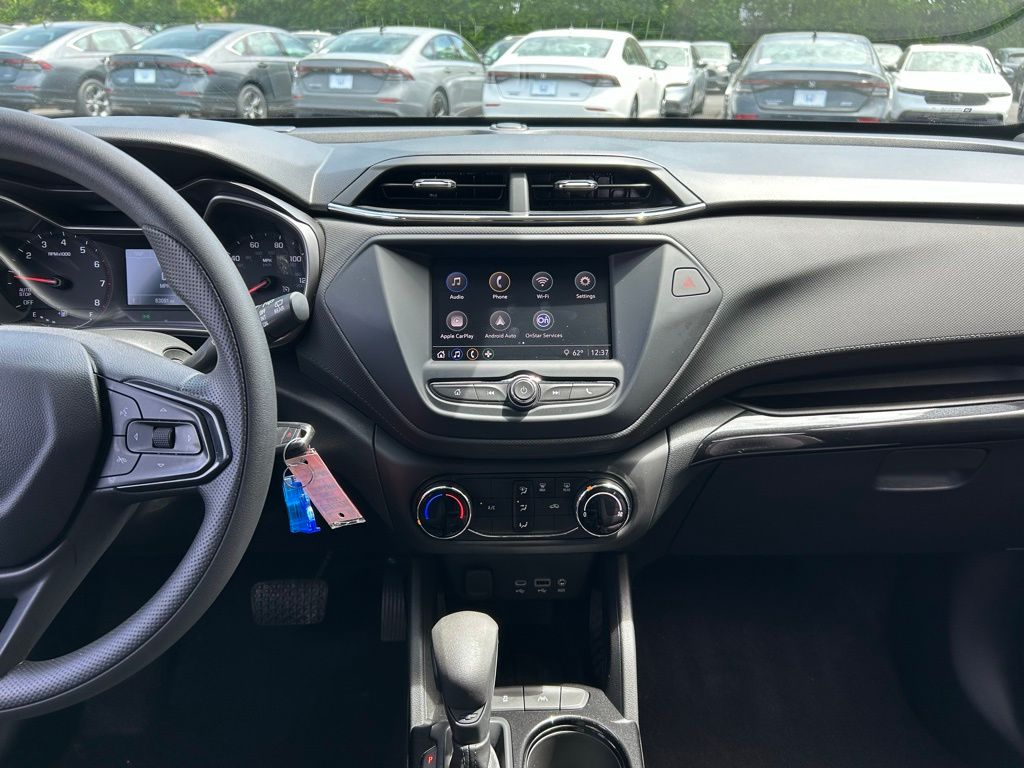 2021 Chevrolet TrailBlazer LS 13