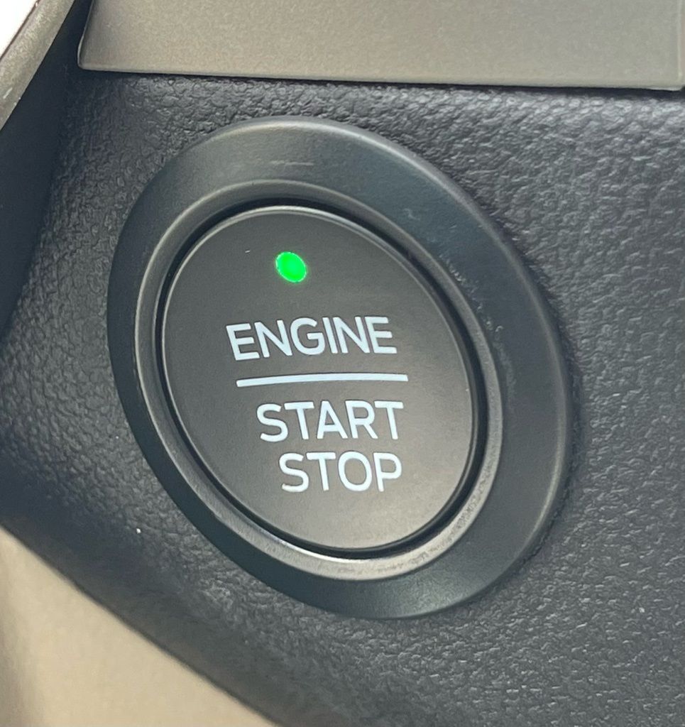 2020 Ford Escape SE Green at DeMontrond Ford