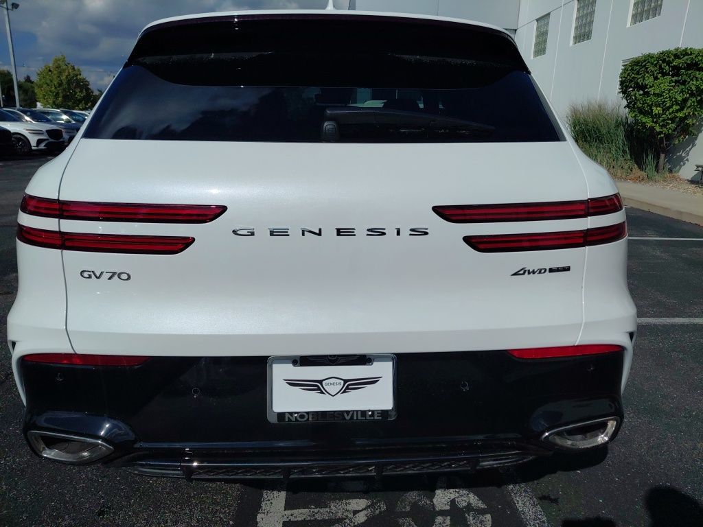 Thumbnail: 2026 Genesis GV70 - 7