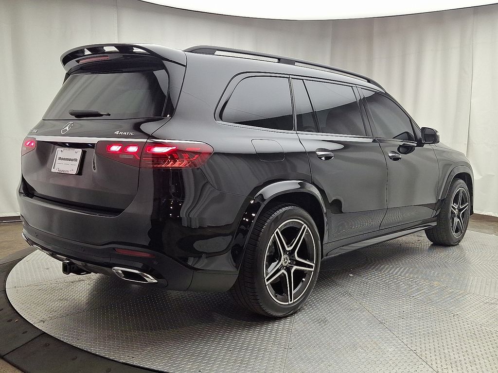 Thumbnail: 2024 Mercedes-Benz GLS - 4