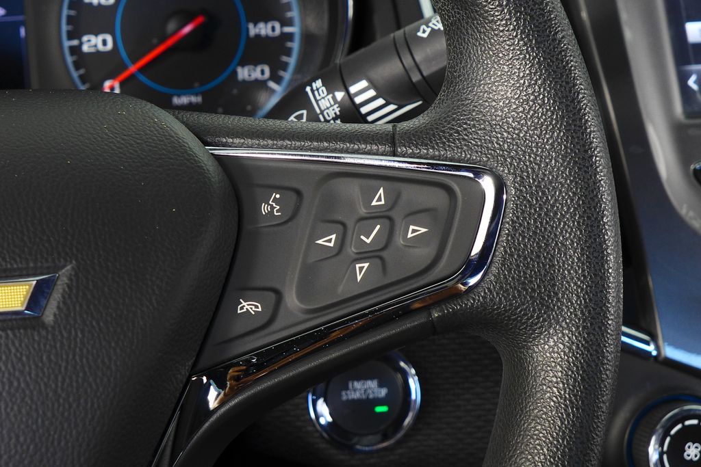 Thumbnail: 2018 Chevrolet Cruze - 27