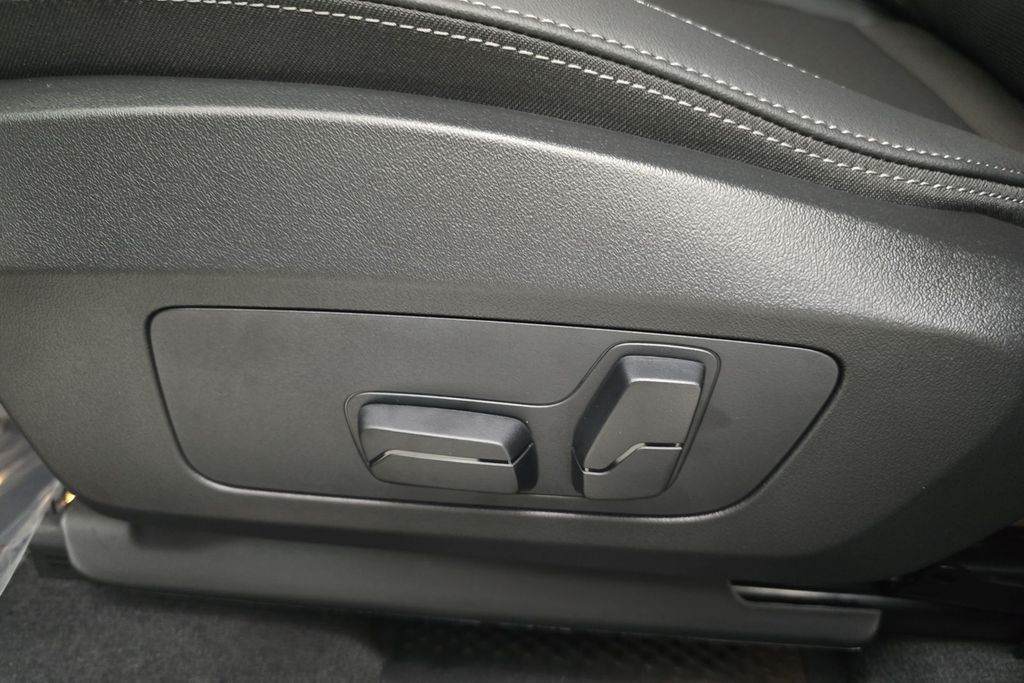 2026 Bmw X2 xDrive28i photo 12