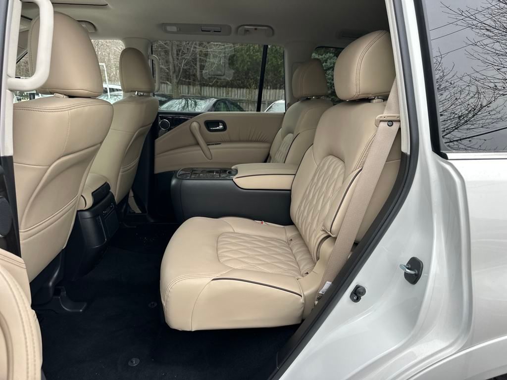 2024 Nissan Armada Platinum photo