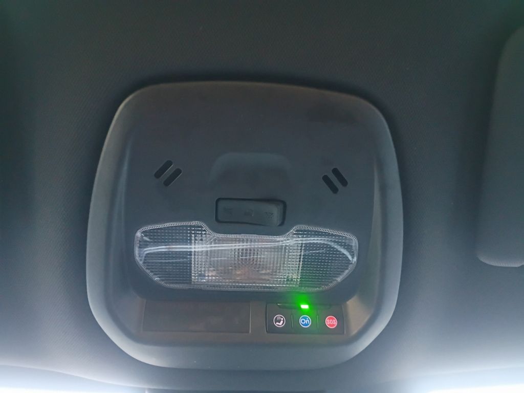 Used Car 2025 Chevrolet Trax  1rs For Sale Under $25,000 In Austin, Texas