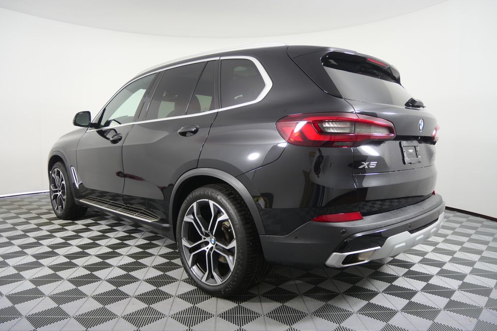 Thumbnail: 2023 BMW X5 - 5