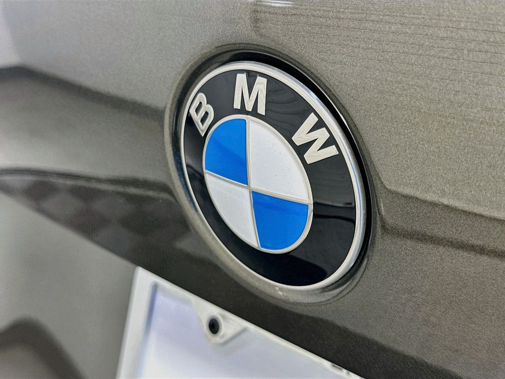 Thumbnail: 2026 BMW X5 - 22