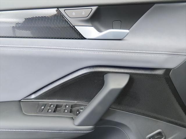 Thumbnail: 2026 Volkswagen Tiguan - 21