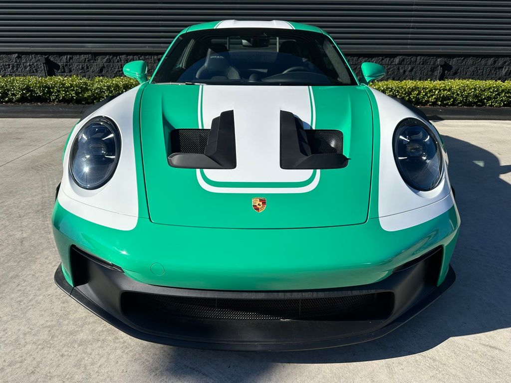 Thumbnail: 2025 Porsche 911 - 8