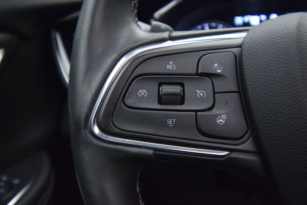 used 2023 Buick Envision car, priced at $31,597