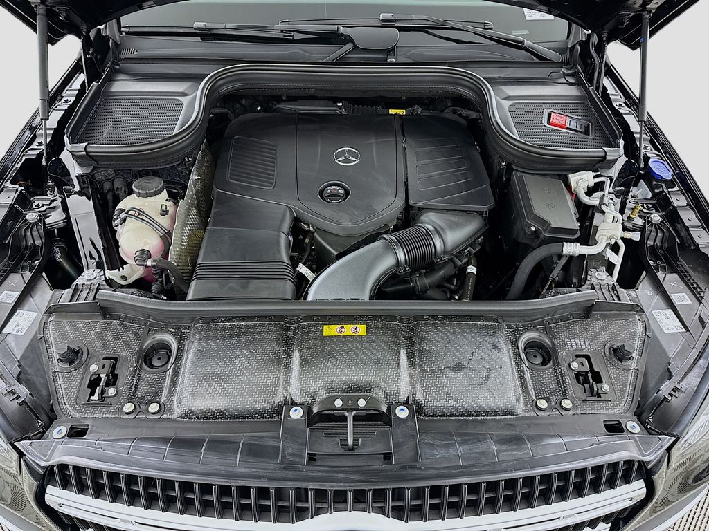 Thumbnail: 2026 Mercedes-Benz GLE - 30