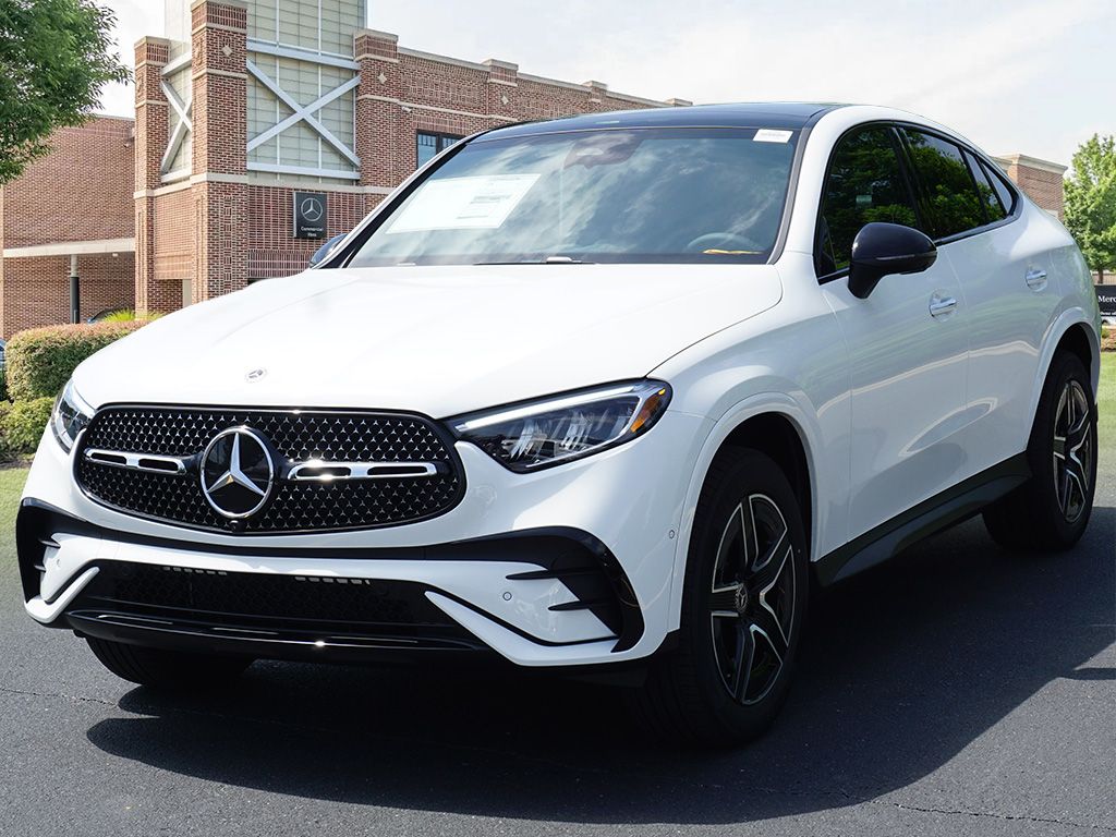2025 Mercedes-Benz GLC 300 2