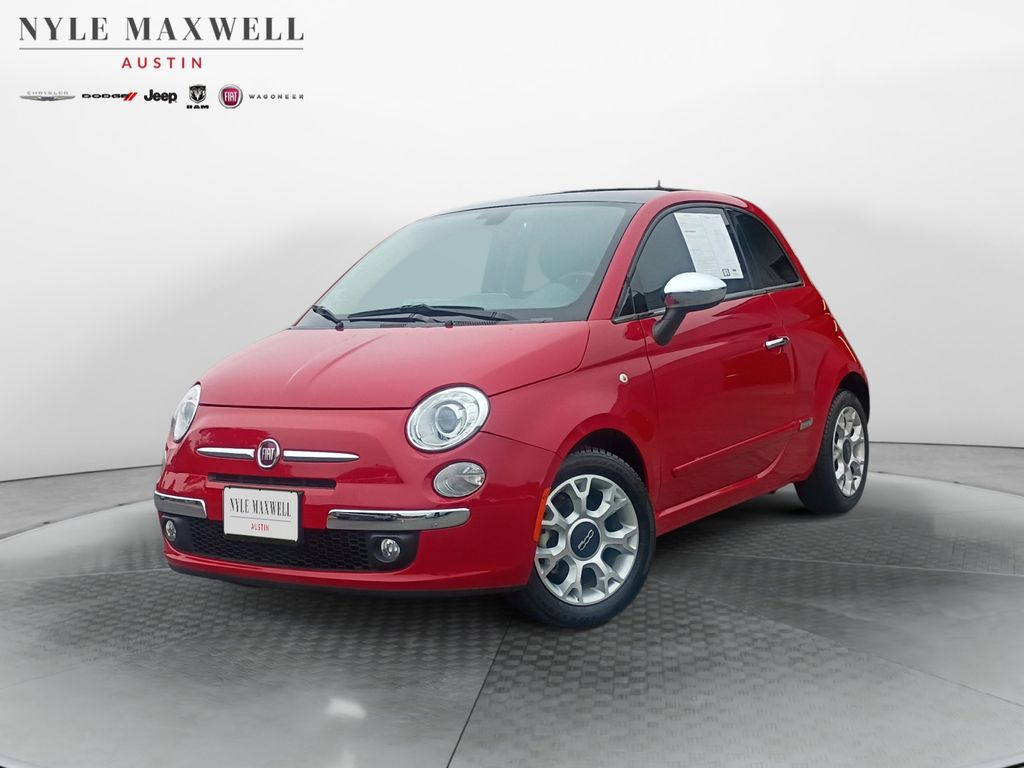 Red 2017 FIAT 500 Lounge Hatchback FWD Hatchback Front-Wheel Drive 6-Speed Automatic