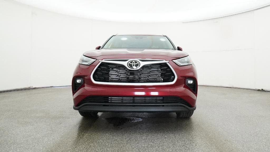 Thumbnail: 2025 Toyota Highlander - 26