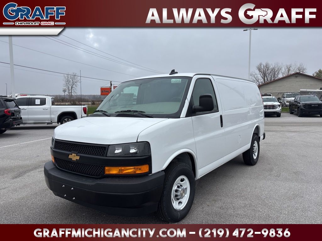 2025 Chevrolet Express Cargo 2500 RWD