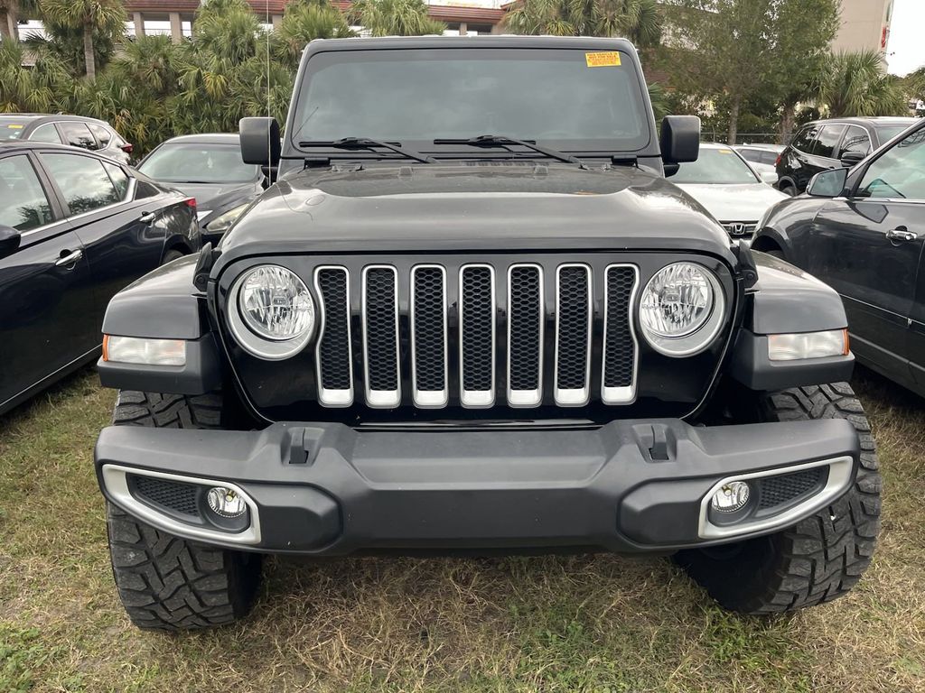 2020 Jeep Wrangler Unlimited Sahara 2