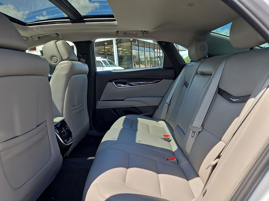 2013 Cadillac XTS