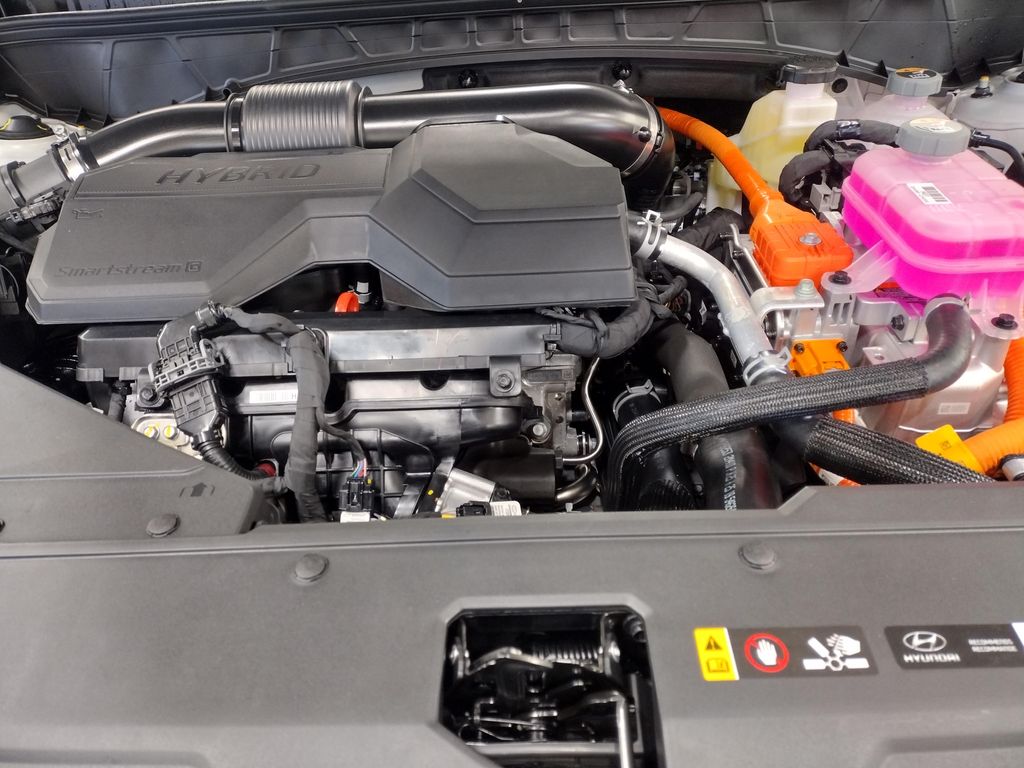 2026 Hyundai Tucson Hybrid SEL