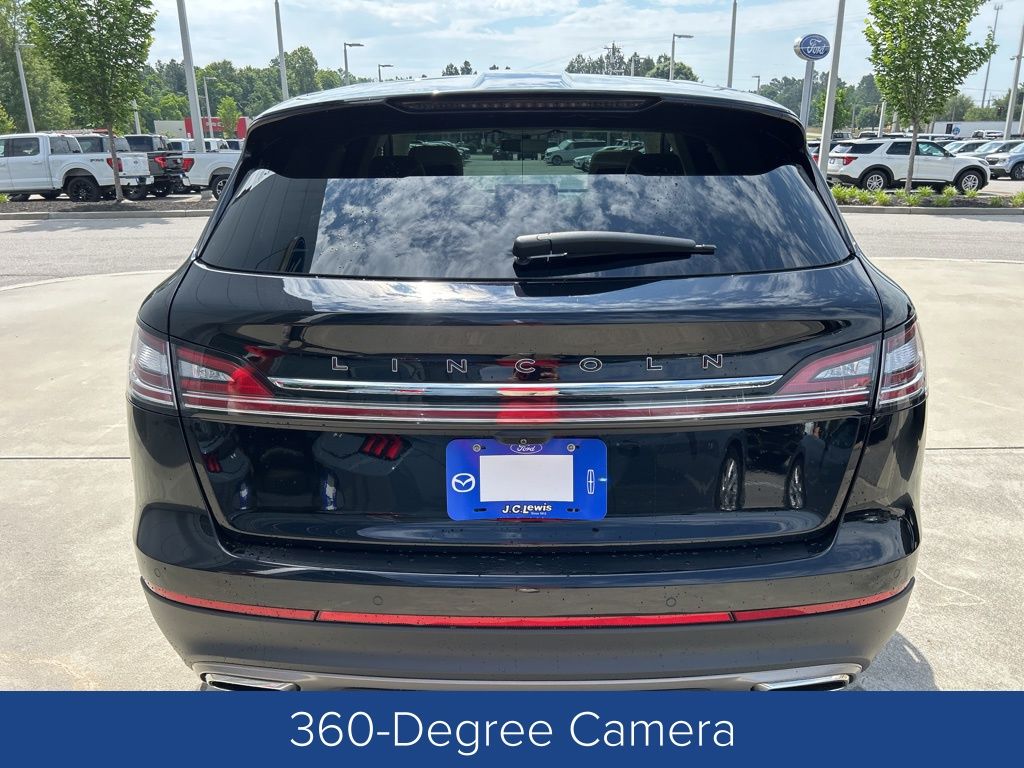 2022 Lincoln Nautilus Black Label