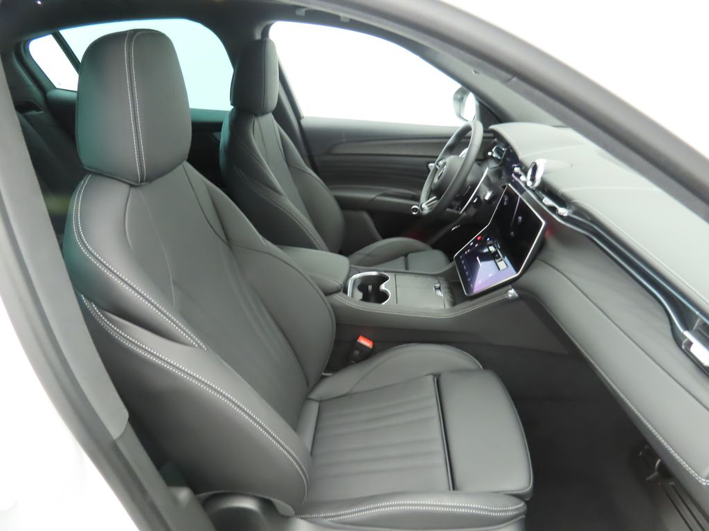 Thumbnail: 2025 Maserati Grecale - 21