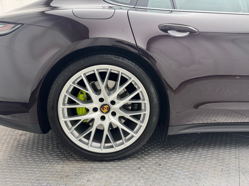 2022 Porsche Panamera 4 14