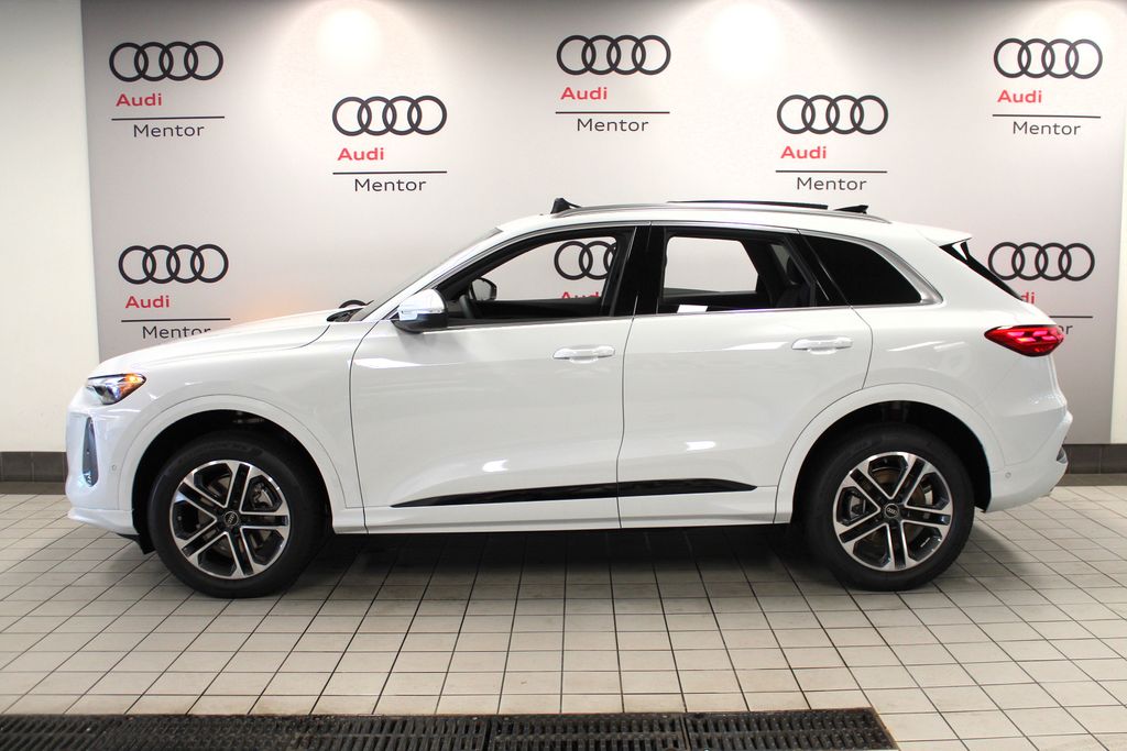 Thumbnail: 2026 Audi Q5 - 2