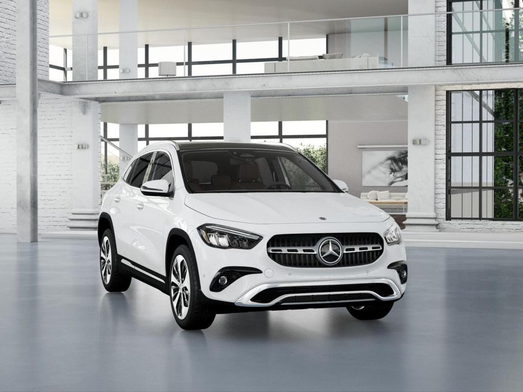 2025 Mercedes-Benz GLA 250 4MATIC 9