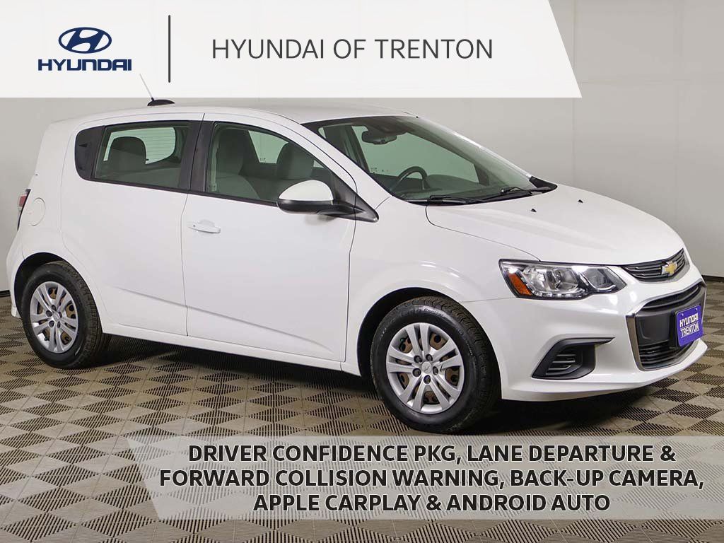 2019 Chevrolet Sonic LT Fleet Hatchback FWD