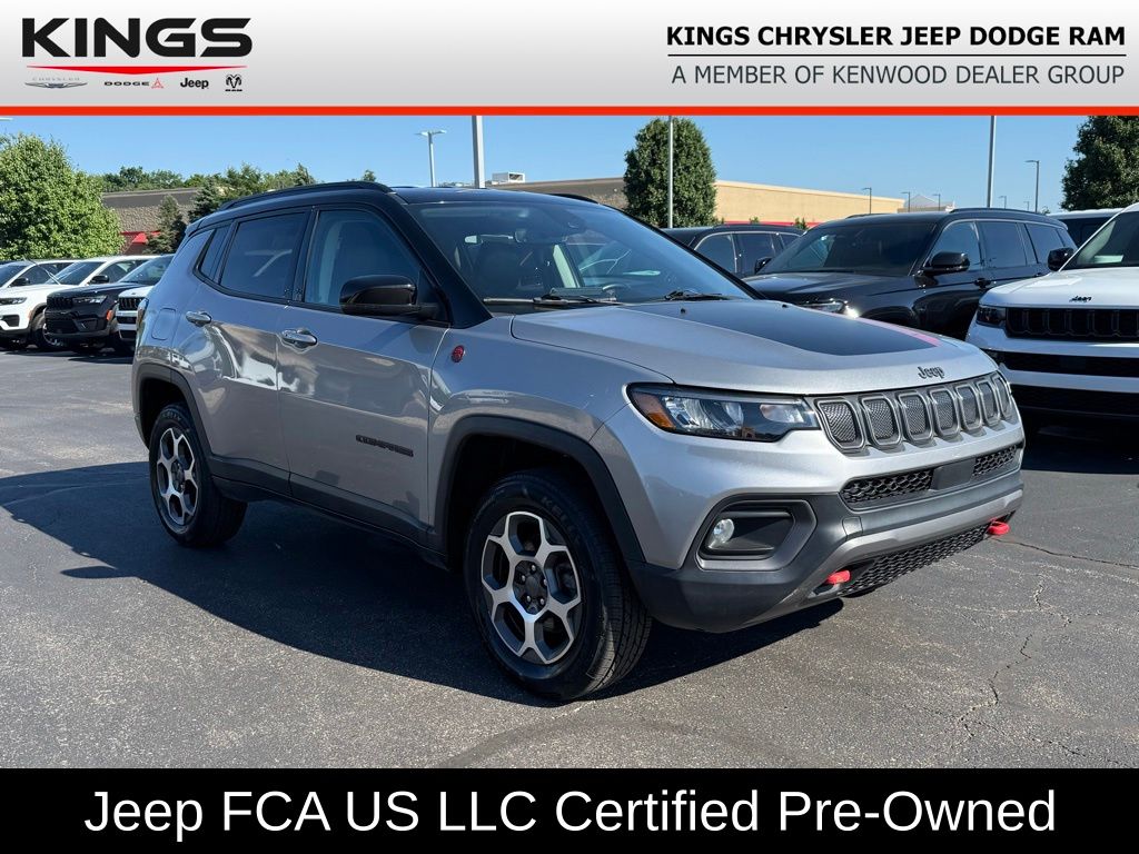Billet Silver Metallic Clearcoat 2022 Jeep Compass SUV / Crossover Four-Wheel Drive 9-Speed Automatic