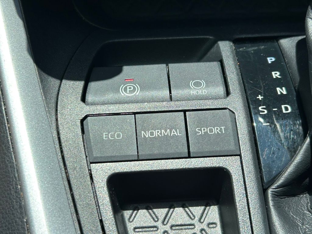 Used 2020 Toyota RAV4 SUV