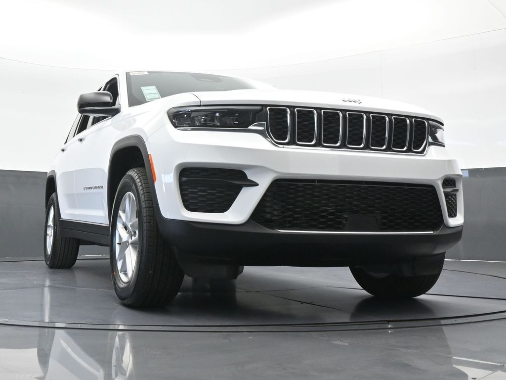 New 2026 Bright White Clearcoat Jeep Laredo X image 63