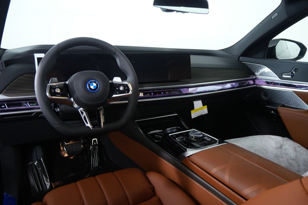 Thumbnail: 2026 BMW 7 Series - 18