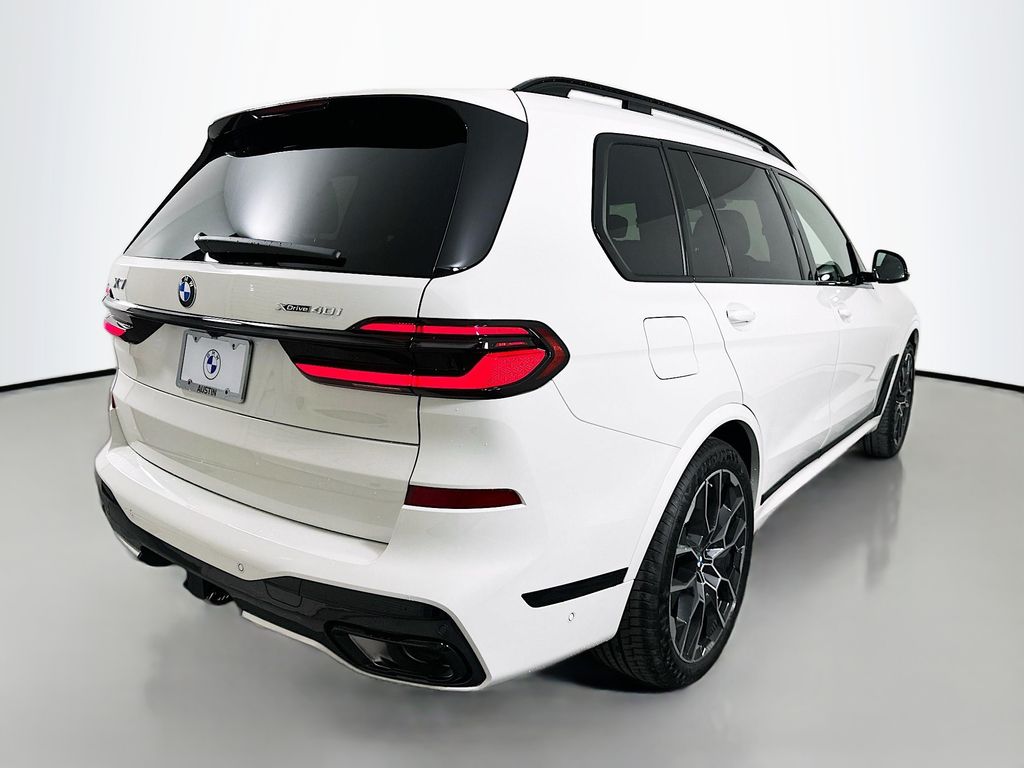 Thumbnail: 2026 BMW X7 - 5