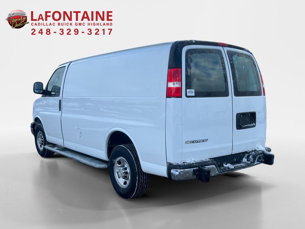 2022 Chevrolet Express 2500 Work Van 5