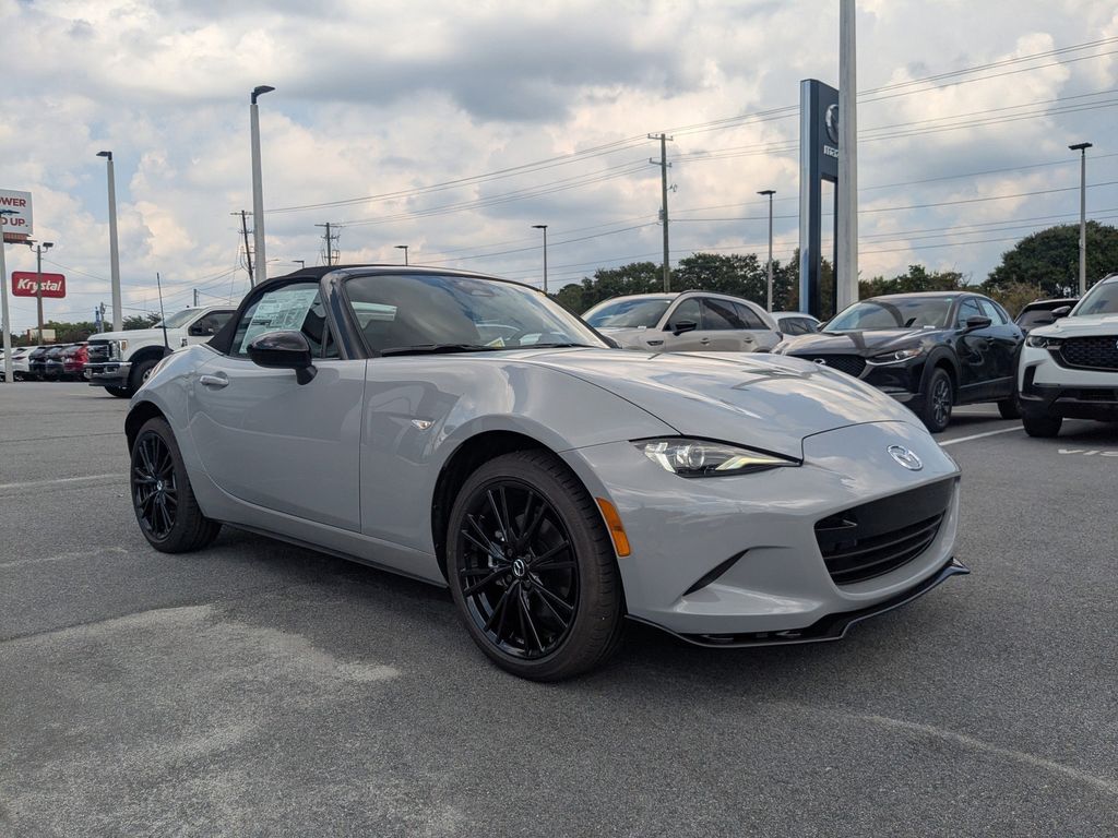 2025 Mazda MX-5 Miata Club