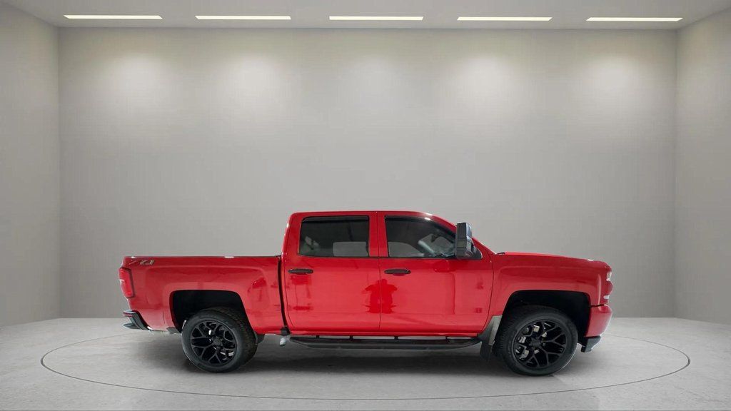 Used 2018 Red Hot Chevrolet LTZ image 2