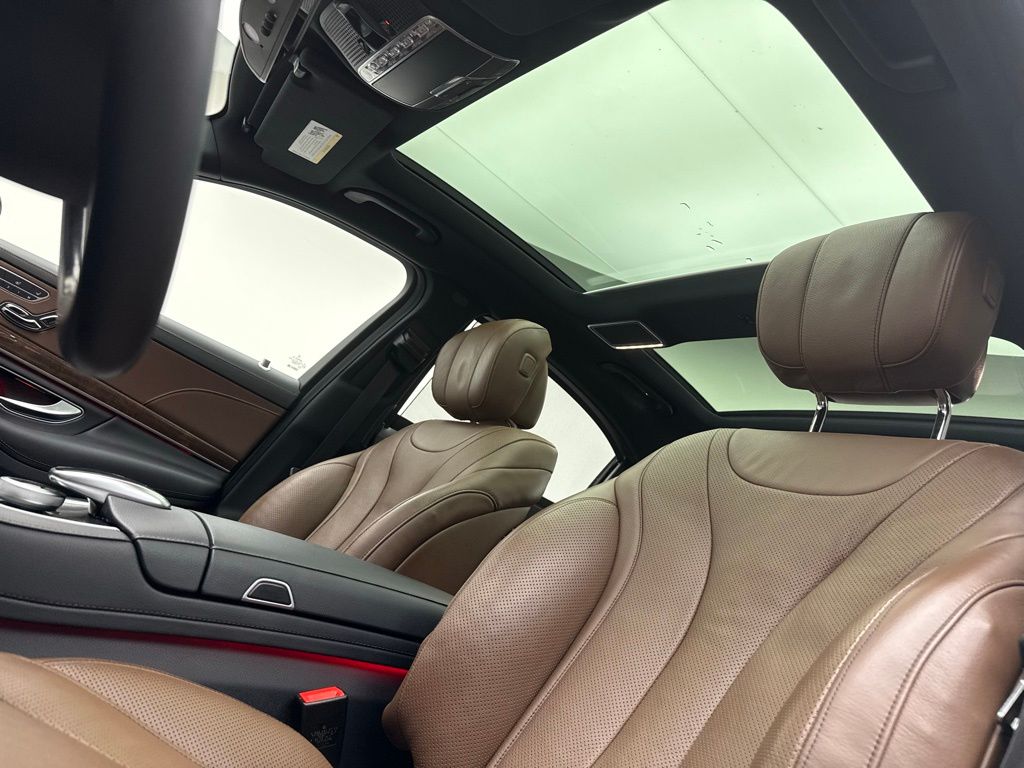 Thumbnail: 2016 Mercedes-Benz S-Class - 22