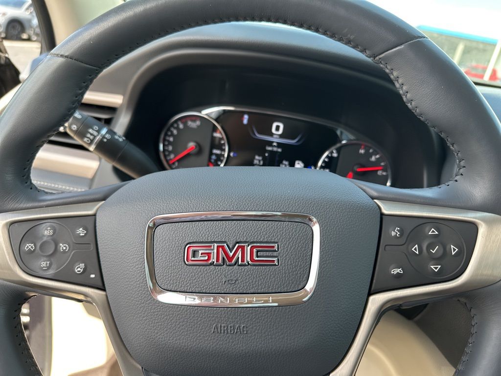 2022 GMC Acadia Denali 15
