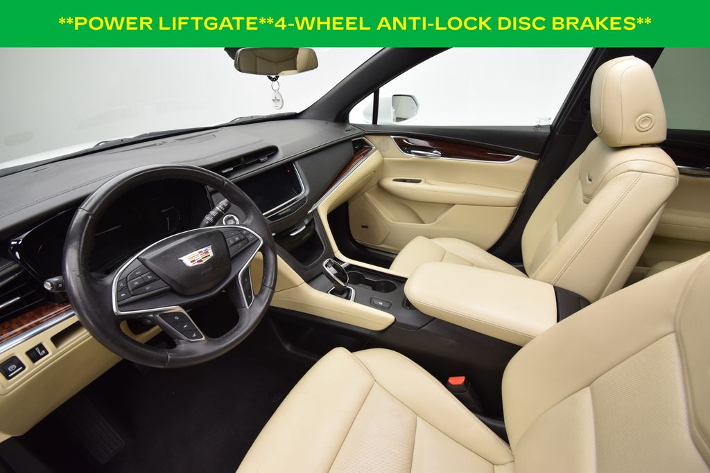 used 2018 Cadillac XT5 car, priced at $17,500