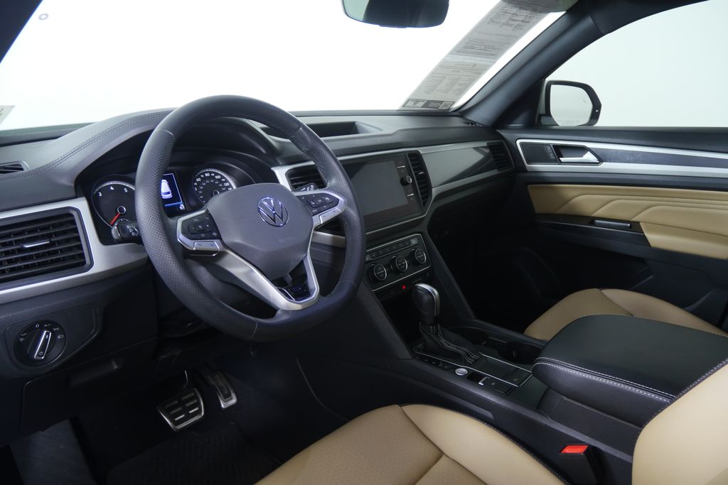 Thumbnail: 2021 Volkswagen Atlas - 11