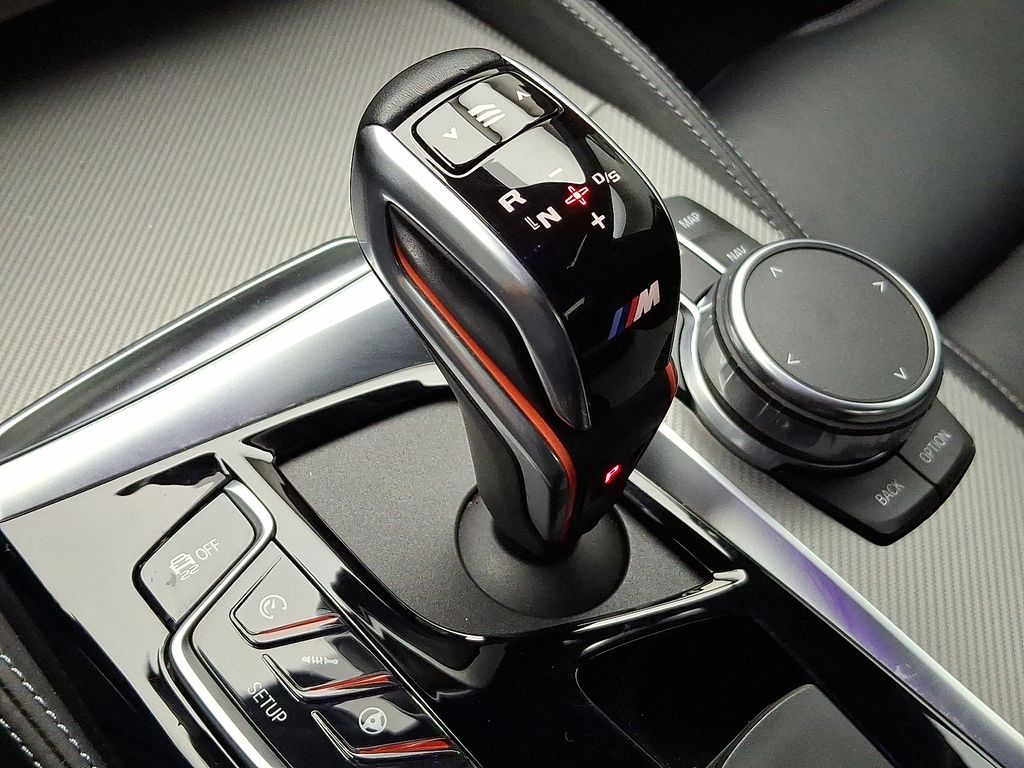 Thumbnail: 2019 BMW M5 - 15