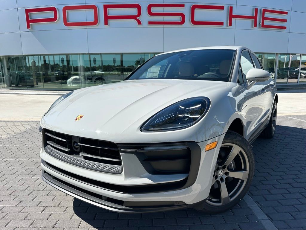Thumbnail: 2026 Porsche Macan - 1